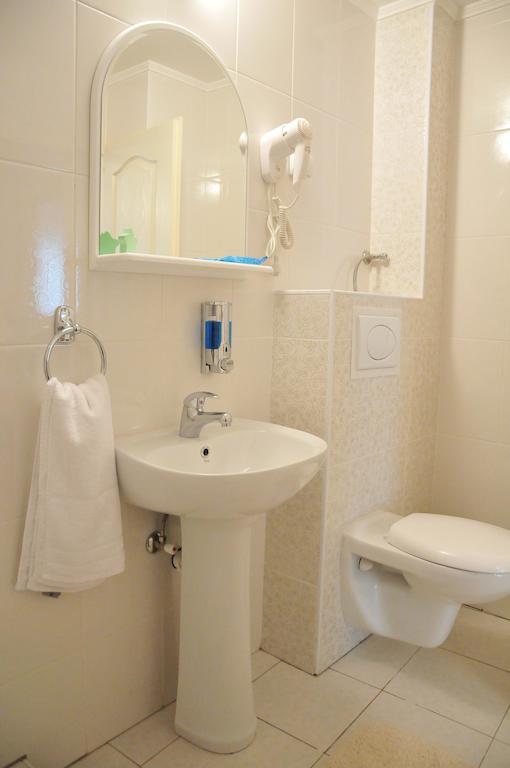 Royal Apartment *